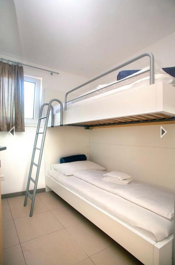 Daska Apartmani Njivice Exterior foto